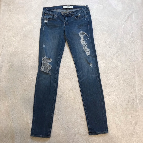 Denim - Abercrombie & Fitch ripped skinny jeans size 6L